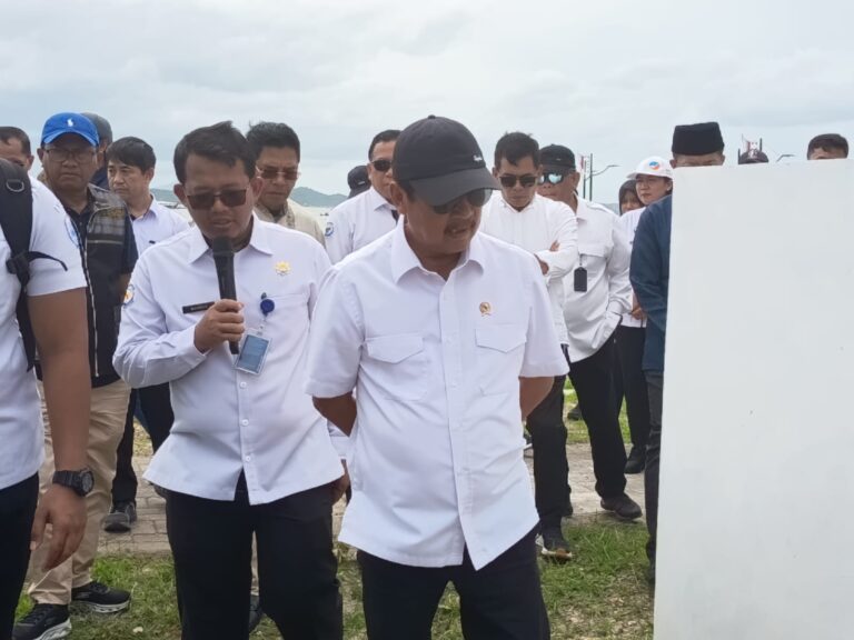 Menteri Kelautan dan Perikanan Republik Indonesia